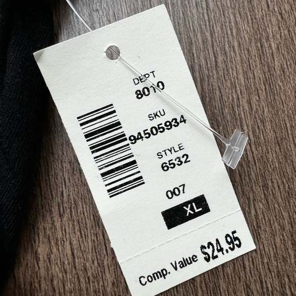 Aeropostale graphic tee women’s size XL - Picture 2 of 5